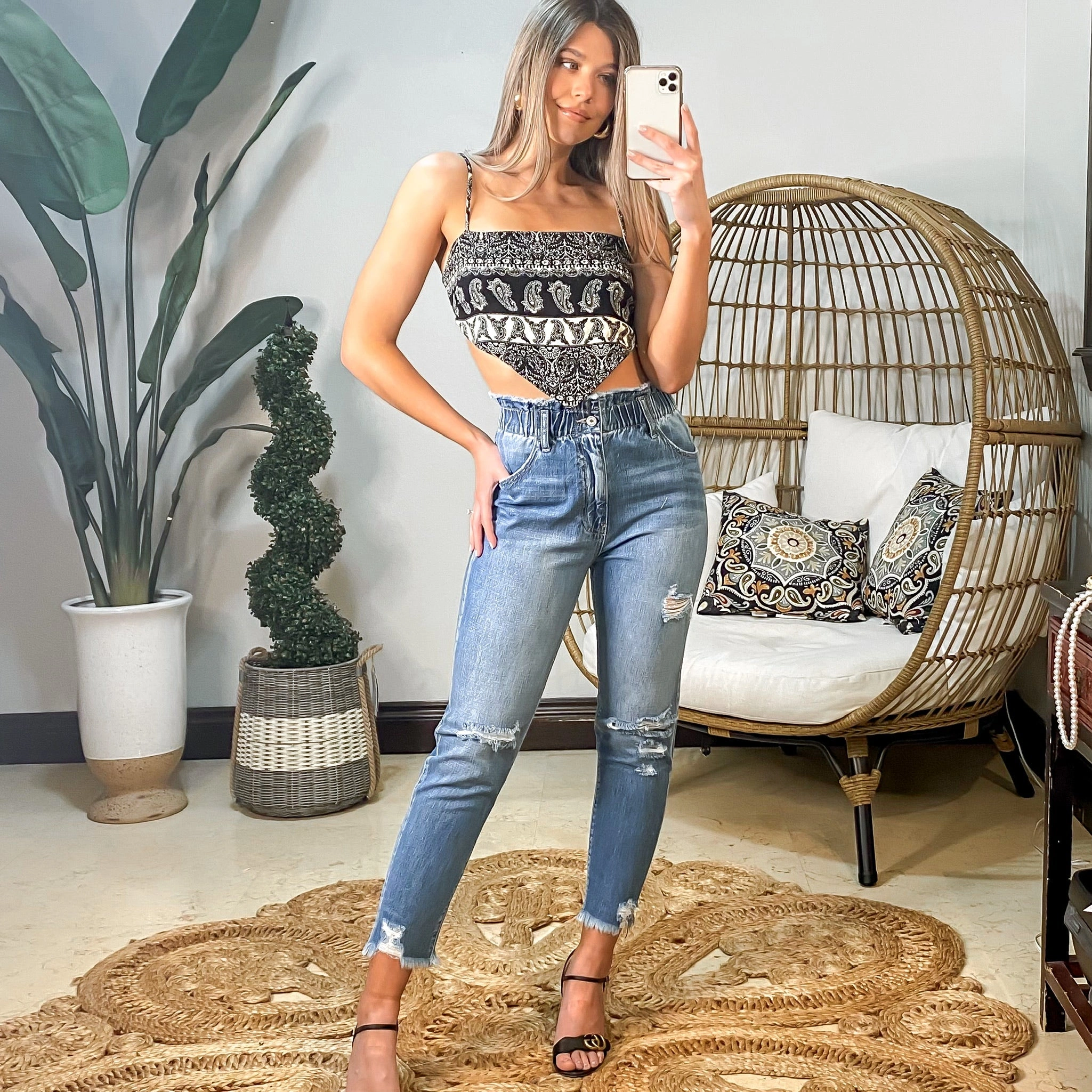 Zoe Jeans: Dein neuer Lieblings-Denim! Fühlt sich an wie eine zweite Haut, sieht aus wie ein Traum.